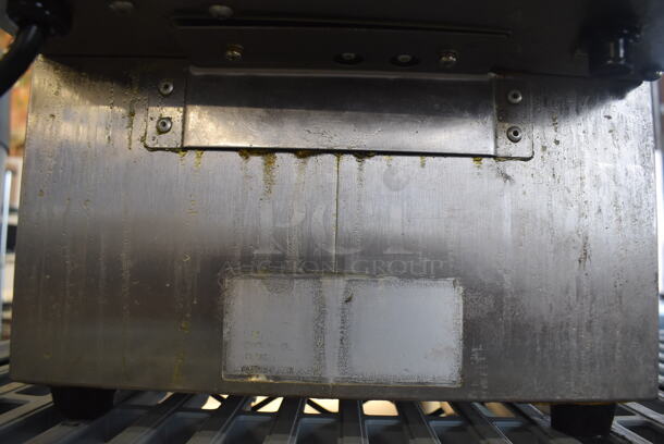 Avantco Stainless Steel Commercial Countertop Electric Powered Fryer w/ Metal Fry Basket and Lid. 11x16x13 - Image 6 of 6