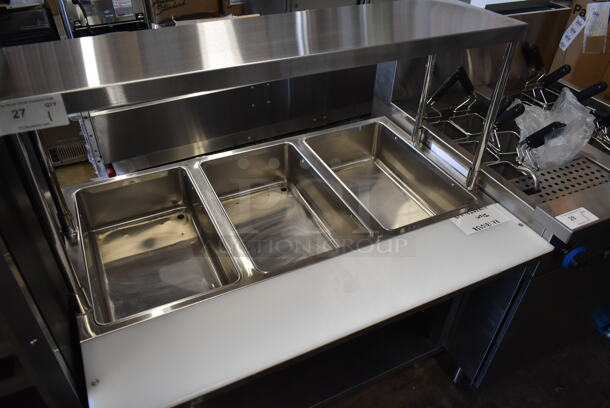 BRAND NEW SCRATCH AND DENT! 2023 ServIt 423EST3WSPB Stainless Steel Commercial Floor Style Electric Powered 3 Pan Sealed Well Electric Powered Partially Enclosed Base Steam Table. 120 Volts, 1 Phase. Tested and Working! - Image 3 of 9