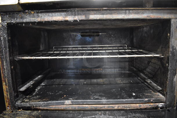 Imperial Stainless Steel Commercial Natural Gas Powered 4 Burner Range w/ Flat Top Griddle, 2 Ovens, Over Shelf and Back Splash on Commercial Casters. 60x32x55 - Image 7 of 9