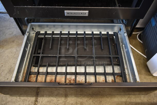 KitchenAid KFGG500EBS2 Metal Natural Gas Powered 4 Burner Range w/ Oven.  - Image 7 of 7