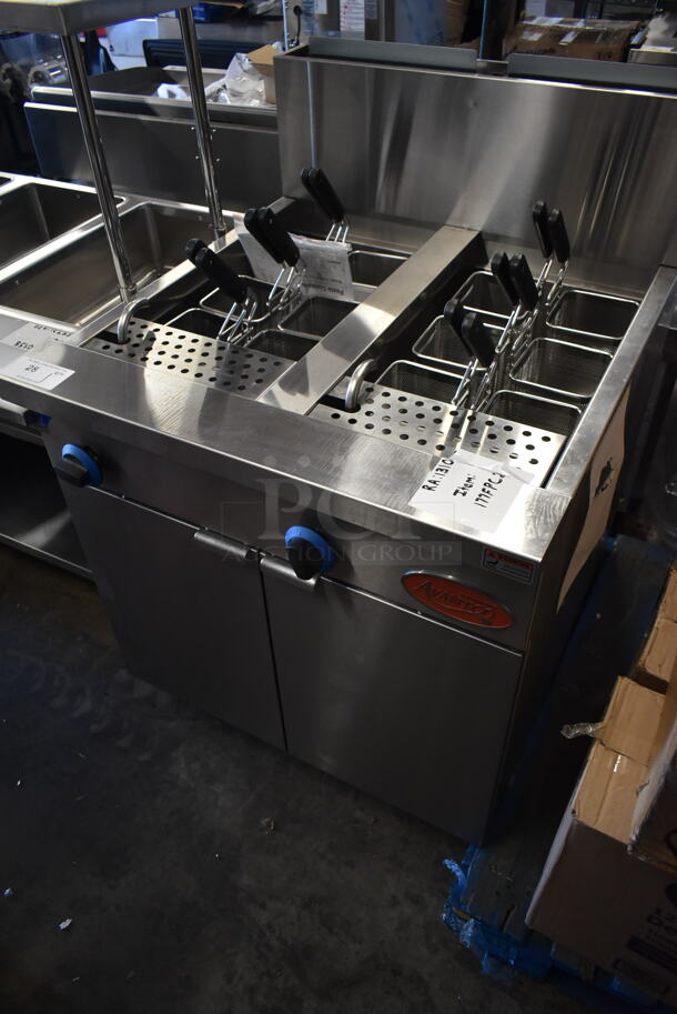 BRAND NEW SCRATCH AND DENT! 2023 Avantco 177FPC22NL Stainless Steel Commercial Floor Style 22 Gallon Natural Gas Two Section Pasta Cooker. 140,000 BTU - Image 2 of 9