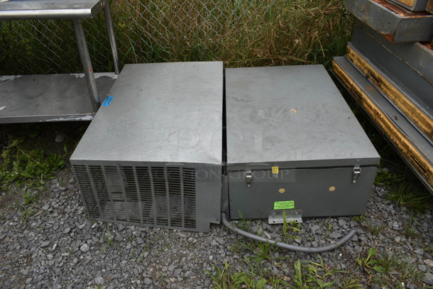Norlake SELF CONTAINED 6'x8' Walk In Freezer Box w/ Floor, Norlake CPF075DC-A 115/208/230 Volt, 1 Phase Condenser and Copeland 208/230 Volt, 1 Phase Compressor. Picture of the Unit Before Removal Is Included In the Listing. - Image 2 of 8