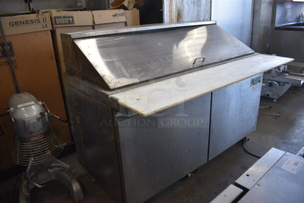Avantco Model 178SCLM260 Stainless Steel Commercial Sandwich Salad Prep Table Bain Marie Mega Top w/ Cutting Board on Commercial Casters. 115 Volts, 1 Phase. 60.5x39x46.5. Tested and Working!