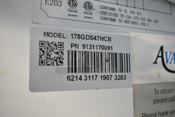 Avantco 178GDS47HCB Metal Commercial 2 Door Reach In Cooler Merchandiser w/ Poly Coated Racks on Commercial Casters. 115 Volts, 1 Phase. Tested and Powers On But Does Not Get Cold - Image 6 of 7