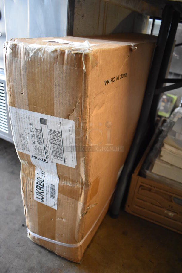BRAND NEW IN BOX! JJKRB018 EAG G707 JWN3 Offroad Tire Carrier Tailgate Hinge for Jeep Wrangler. Stock Picture Used For Gallery - Image 4 of 4