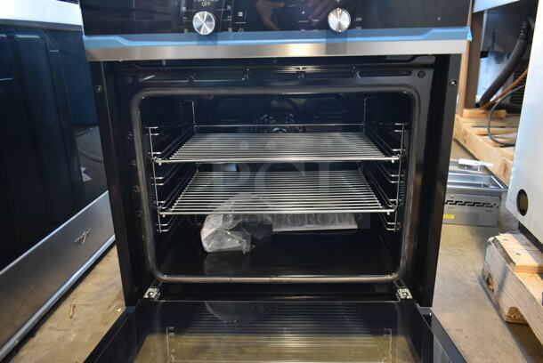 BRAND NEW SCRATCH AND DENT! Arcelik Stainless Steel Convection Oven. - Image 3 of 4