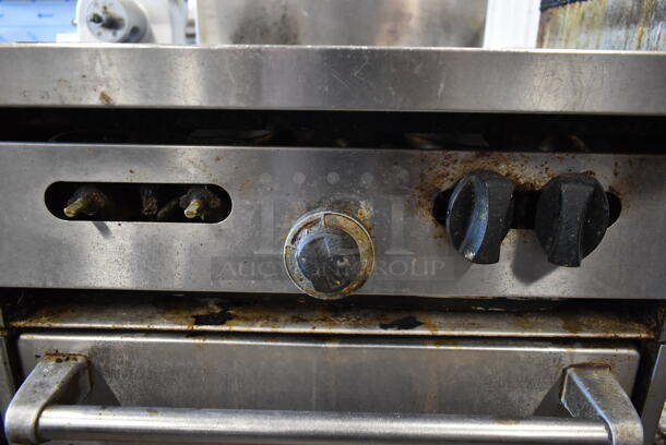 Garland SunFire X24-4L Stainless Steel Commercial Natural Gas Powered 4 Burner Range w/ Oven, Over Shelf and Back Splash. - Image 5 of 9