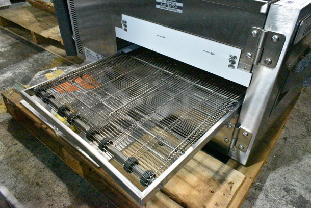 BRAND NEW! Lincoln Impinger 1130-000-U-K1837 Stainless Steel Commercial II 1100 Series Natural Gas Conveyor Oven. Does Not Come w/ Stand. 40,000 BTU - Image 3 of 11