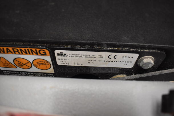 Windsor Saber Metal Commercial Floor Cleaning Machine. 20x51x44. Cannot Test Due To Missing Battery - Image 6 of 10