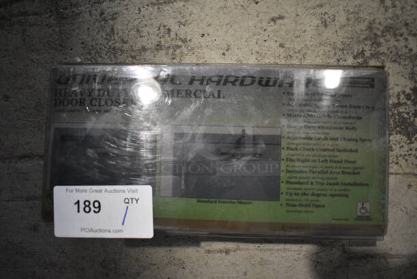 Universal Hardware Heavy Duty Commercial Door Closer - Image 1 of 3