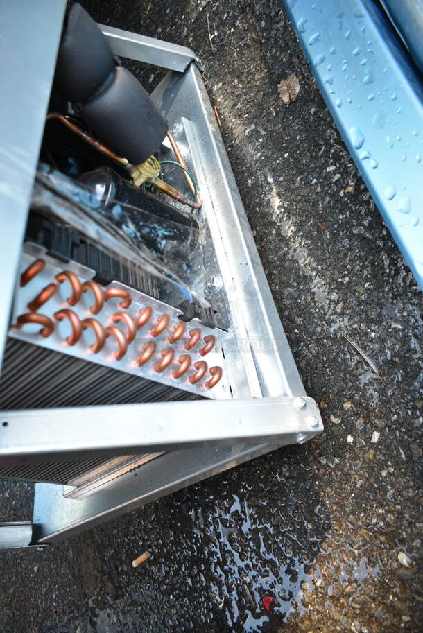 BRAND NEW SCRATCH AND DENT! Advance Tabco DIRCP-5  Stainless Steel Five Pan Drop-In Refrigerated Cold Pan Unit. 120 Volts, 1 Phase.  Tested and Powers On But Does Not Get Cold - Image 5 of 6
