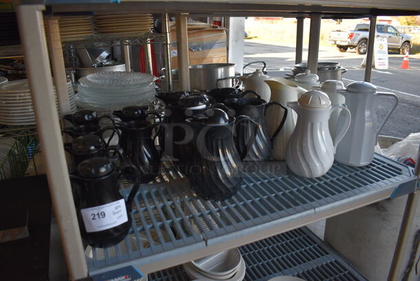 ALL ONE MONEY! Tier Lot of Various Items Including Poly Coffee Urns; Black and White - Image 2 of 6