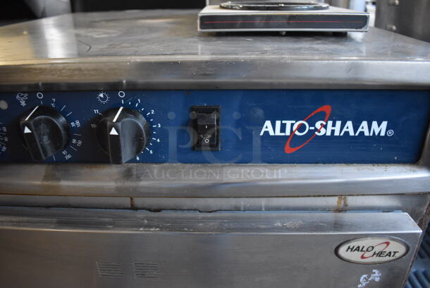 2010 Alto Shaam 750-TH/II Stainless Steel Commercial Undercounter Warming Holding Cabinet on Commercial Casters. 208-240 Volts, 1 Phase. 26x32x33.5 - Image 4 of 7