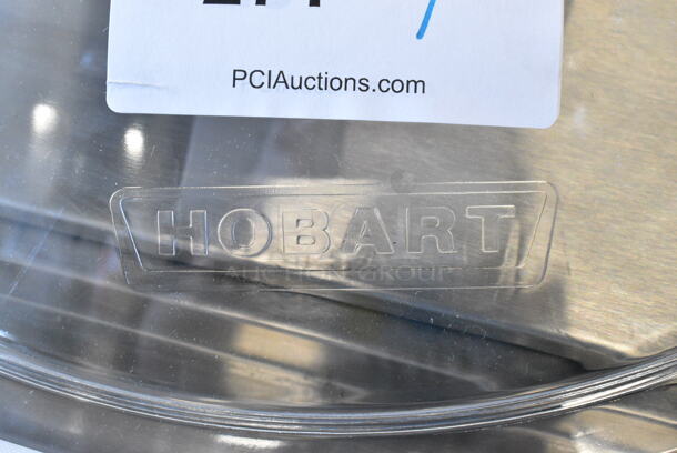 BRAND NEW SCRATCH AND DENT! Hobart Clear Lid  - Image 4 of 4