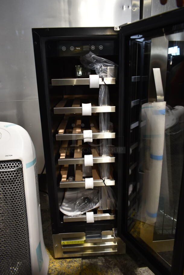 BRAND NEW SCRATCH AND DENT! Whynter BWR-18SD 12" width 18 Bottle Built-In Wine Refrigerator Merchandiser. 115 Volts, 1 Phase. Tested and Working! - Image 4 of 5
