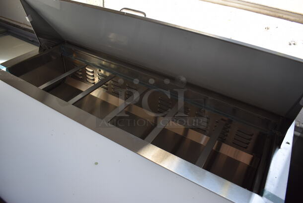 BRAND NEW SCRATCH AND DENT! Avantco Model 178APT48HC Stainless Steel Commercial Sandwich Salad Prep Table Bain Marie Mega Top on Commercial Casters. 115 Volts, 1 Phase. 47x30.5x37.5. Tested and Working! - Image 4 of 7
