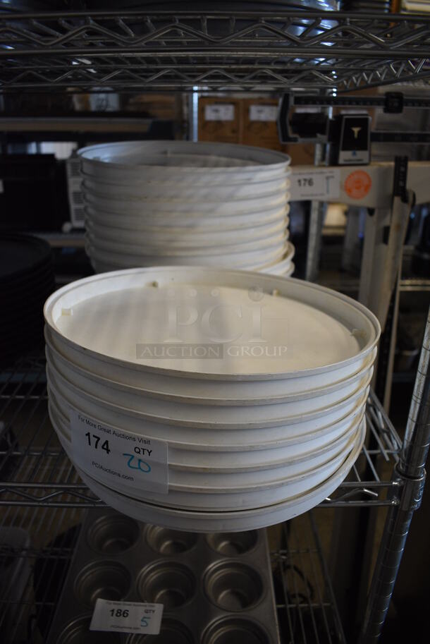 ALL ONE MONEY! Lot of 20 Pizza Hut White Poly Round Pizza Making System Trays. 13.5x13.5x1