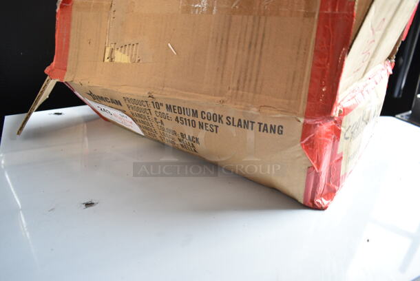50 SHARPENED Stainless Steel Knives Including Chef Knives. 50 Times Your Bid!  - Image 4 of 9