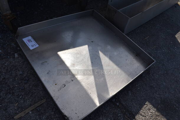 Stainless Steel Tabletop. 24x24x3 - Image 2 of 3