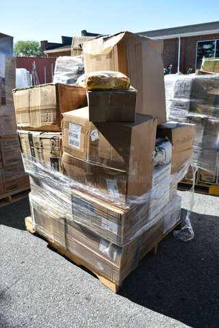 PALLET LOT of 24 BRAND NEW Boxes Including 80853TC Tablecraft 53TC Clear Widemouth Cone Tip Cap for Squeeze Bottles with a 53 mm Opening, 500CC12 Choice Clear PET Customizable Plastic Cold Cup - 12 oz. - 1000/Case, 500MFTN Lavex Natural Brown Kraft M-Fold (Multifold) Towel - 4000/Case, 5002WRAPNAP Choice WrapNap White 1/4 Fold 2-Ply Dinner Napkin 16" x 16" - 3000/Case, 50012DWALLW Choice 12 oz. White Smooth Double Wall Paper Hot Cup - 500/Case, 127P2C Choice Clear Plastic Souffle Cup / Portion Cup - 2 oz. - 2500/Case, 3 Box 500LFLAT Choice Clear Flat Lid with Straw Slot - 9, 12, 16, 20, and 24 oz. - 1000/Case, 303COLOR14YE Acopa Capri 13 3/4" x 10 1/2" Citrus Yellow Oval Stoneware Coupe Platter - 12/Case, 5002DNAP Choice White 2-Ply Dinner Napkin 17" x 15" - 3000/Case, 160TCP54120BK Choice 54" x 120" Rectangular Black 100% Spun Polyester Hemmed Cloth Table Cover. 24 Times Your Bid! 