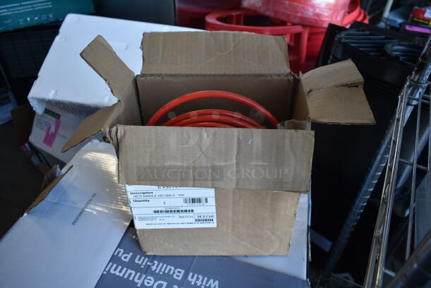 Pentair EV927241 Water Filtration Base and Hose - Image 1 of 5