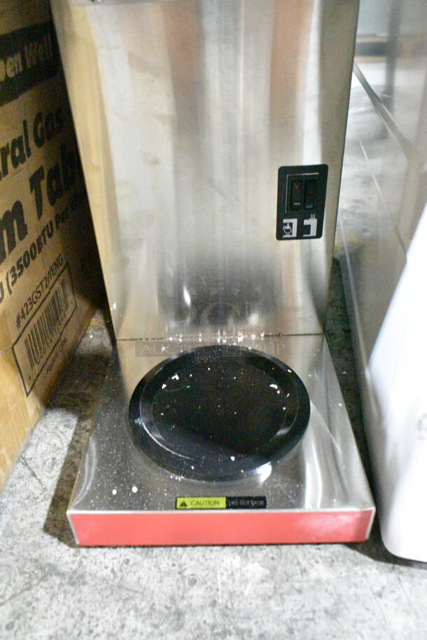 BRAND NEW SCRATCH AND DENT! Avantco 177CMA1L2U Automatic Coffee Maker with 3 Decanter Warmers. 120 Volts, 1 Phase.  - Image 5 of 6