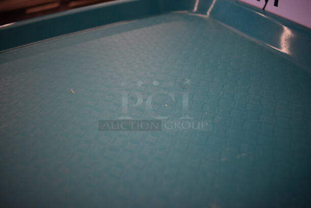 36 Poly Teal Food Trays. 18x14x1. 36 Times Your Bid! - Image 4 of 4