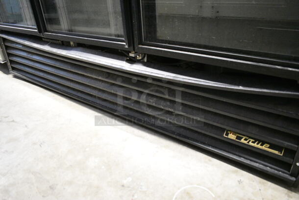 2014 True GDM-72-LD ENERGY STAR Metal Commercial 3 Door Reach In Cooler Merchandiser w/ Poly Coated Racks. 115 Volts, 1 Phase. Tested and Working! - Image 2 of 6