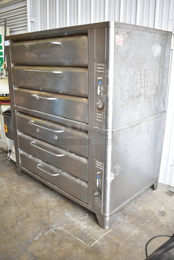 2 Blodgett 981-S Stainless Steel Commercial Natural Gas Powered 2 Deck Pizza Oven. 50,000 BTU. 2 Times Your Bid! - Image 2 of 12
