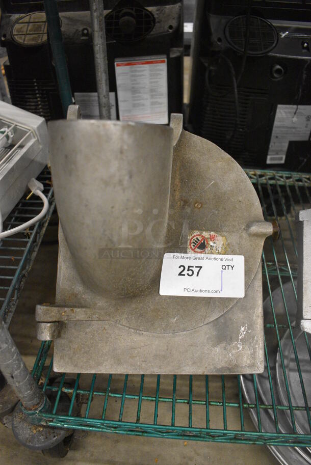 Metal Commercial Pelican Head. 11x16x12 - Image 2 of 4
