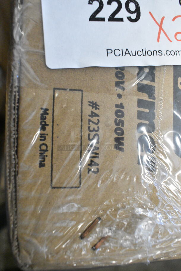 2 BRAND NEW IN BOX! ServIt 423SWI42 Stainless Steel Commercial 42" High Wattage Strip Warmer with Infinite Controls. 120 Volts, 1 Phase. 2 Times Your Bid! - Image 3 of 5