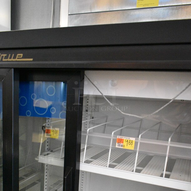True GDM-41SL-54-LD Metal Commercial 2 Door Reach In Cooler Merchandiser w/ Poly Coated Racks. 115 Volts, 1 Phase. Tested and Working! - Image 5 of 6