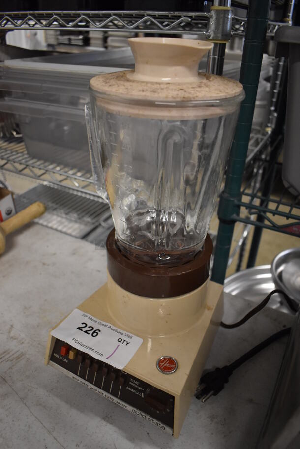 Hoover 8975 Metal Countertop Blender w/ Pitcher. 120 Volts, 1 Phase. 9x8x16. Tested and Working! - Image 2 of 5