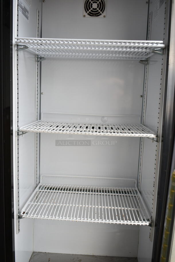 IDW GS-4-023EB-HUT Metal Commercial Single Door Mini Cooler Merchandiser. 110-120 Volts, 1 Phase. Tested and Working! - Image 4 of 5