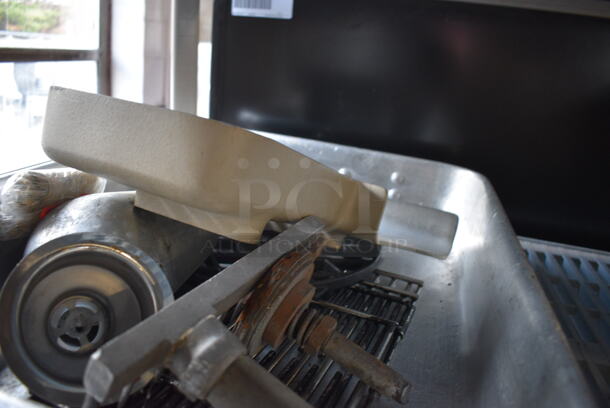 ALL ONE MONEY! Lot of Various Metal Pieces Including Baking Pan! - Image 4 of 4