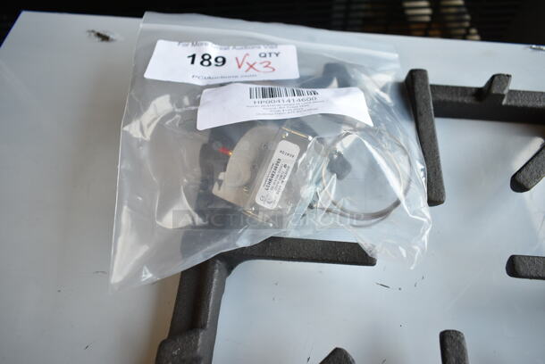 3 BRAND NEW SCRATCH AND DENT! Items Including 41321210100 Hatco 02.12.101.00 Motor,Gear 120V 60Hz 9 Rpm, HP0041414600 Vulcan 00-414146-00002 Hi Limit Switch, HP0042165200 Vulcan 00-421652-00001 Grate, 12" Square. 3 Times Your Bid! - Image 6 of 9