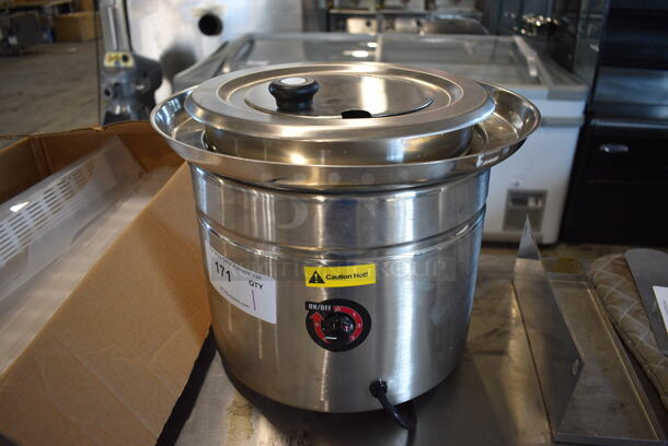 Clark Model 177W800 Stainless Steel Commercial Countertop Soup Kettle Food Warmer. 120 Volts, 1 Phase. 15x15x14. Tested and Working!