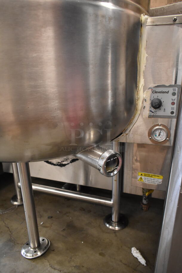 2015 Cleveland KGL-80 Stainless Steel Commercial Floor Style 80 Gallon Steam Kettle.  - Image 3 of 6
