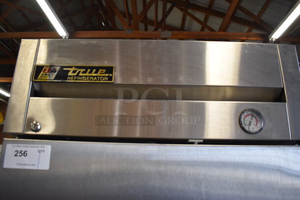 True T-23 Stainless Steel Commercial Single Door Reach In Cooler on Commercial Casters. 115 Volts, 1 Phase. 27x30x83. Tested and Powers On But Does Not Get Cold - Image 2 of 5