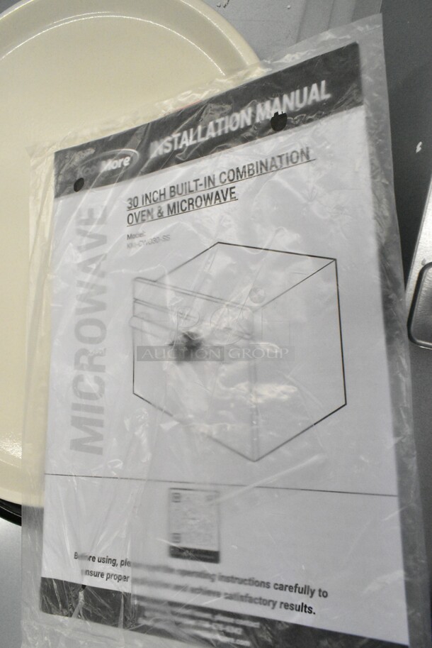 BRAND NEW SCRATCH AND DENT! KoolMore KM-CWO30-SS 30 in. Built-in Microwave with Convection Oven and Air Fryer. 120 Volts, 1 Phase.  - Image 11 of 12