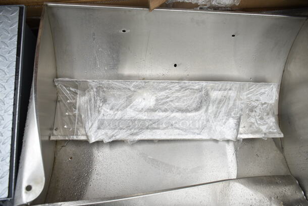 BRAND NEW SCRATCH AND DENT! Stainless Steel Roll Top Lid - 2 Pieces.  - Image 4 of 9