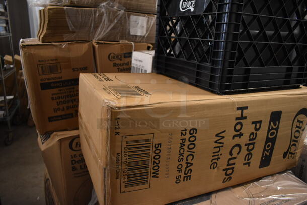 PALLET LOT of 33 BRAND NEW Boxes Including 2 Box 245CB12PLN Choice Kraft Plain Pizza Box, 2 Box 612509LCO Choice 9" Round Standard Weight Foil Take-Out Pan with Board Lid - 200/Case, 2 Box Choice 16 oz Deli Container and Lid, 4112-CL Fineline Quenchers 4112-CL Blaster Bomb Shot Cups / Power Bombs - 500/Case, 50020W Choice 20 oz. White Poly Paper Hot Cup - 600/Case, 3 Box 128HD8COMBO ChoiceHD 8 oz. Microwavable Translucent Plastic Deli Container and Lid Combo Pack - 240/Case, 6 Box 130WSPOON Choice Medium Weight White Plastic Teaspoon - 1000/Case, Dart 50HT1 5" x 5" x 3" White Foam Hinged Lid Container - 500/Case, 124A4012 American Metalcraft A4012 12" x 1" Standard Weight Aluminum Straight Sided Pizza Pan, 40716QTALMHB Choice 16 Qt. Aluminum Colander with Base and Handles, 500PMBG Choice 10" x 14" Ecru Colored Paper Placemat with Scalloped Edge - 1000/Case. 33 Times Your Bid! - Image 7 of 12