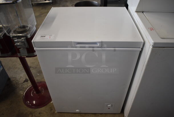 BRAND NEW SCRATCH AND DENT! Criterion Metal Chest Freezer. 115 Volts, 1 Phase. 25x22x33.5. Tested and Working!