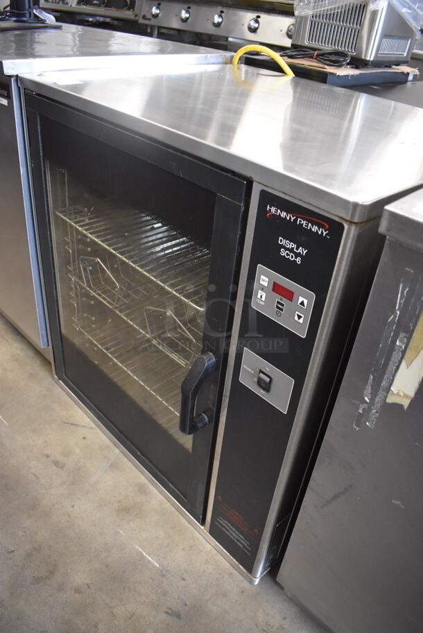 Henny Penny SCD-6 Stainless Steel Commercial Electric Powered Warming Display Case Merchandiser. 250 Volts, 1 Phase. 32.5x26.5x33.5 - Image 2 of 5