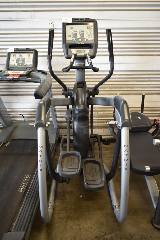 Matrix Commercial Floor Style Stepper Machine. Cannot Test Due To Missing Power Cord - Image 2 of 7