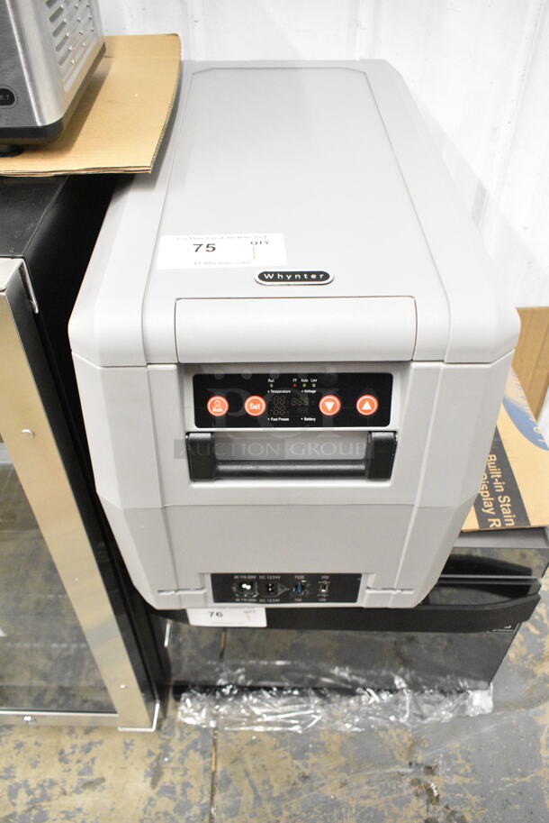 BRAND NEW SCRATCH AND DENT! Whynter FMC-350XP Metal Commercial Countertop 34 Quart Compact Fast Freeze Portable Refrigerator, Real Freezer for Car, Home, Camping, RV-8°F to 50°F. 110-120 Volts, 1 Phase. Tested and Working! - Image 2 of 9