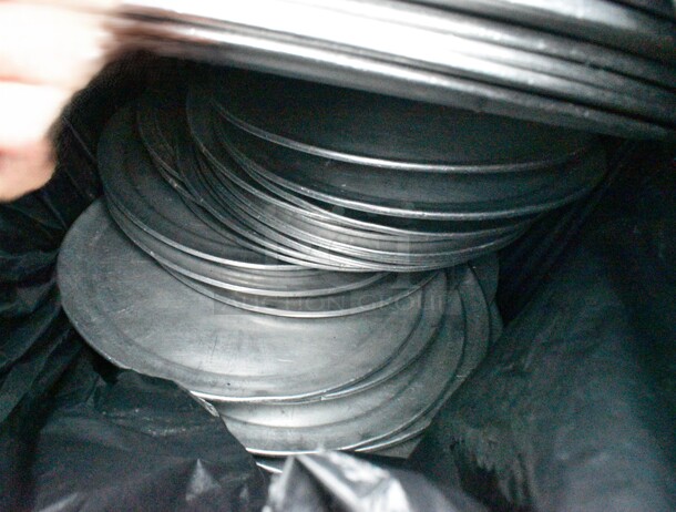 ALL ONE MONEY! Lot of Various Items Including Metal Trash Can, 39 Metal Round Baking Pans, Metal Rack.  - Image 4 of 6