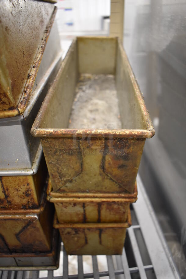 16 Metal Single Loaf Baking Pans. 4.5x16.5x4. 16 Times Your Bid! - Image 1 of 3