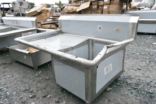 BRAND NEW SCRATCH AND DENT! Regency 600S1172324L 44" 16 Gauge Stainless Steel One Compartment Commercial Sink with 1 Drainboard - 17" x 23" x 12" Bowl. No Legs.  - Image 3 of 7