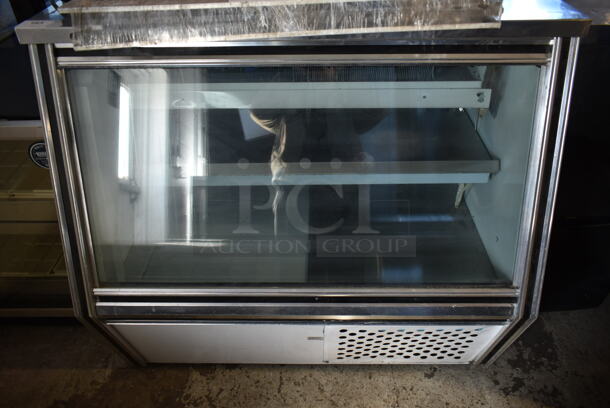 Leader CDL48 S/C Metal Commercial Floor Style Deli Display Case Merchandiser. 115 Volts, 1 Phase. Tested and Powers On But Does Not Get Cold
 - Image 2 of 6